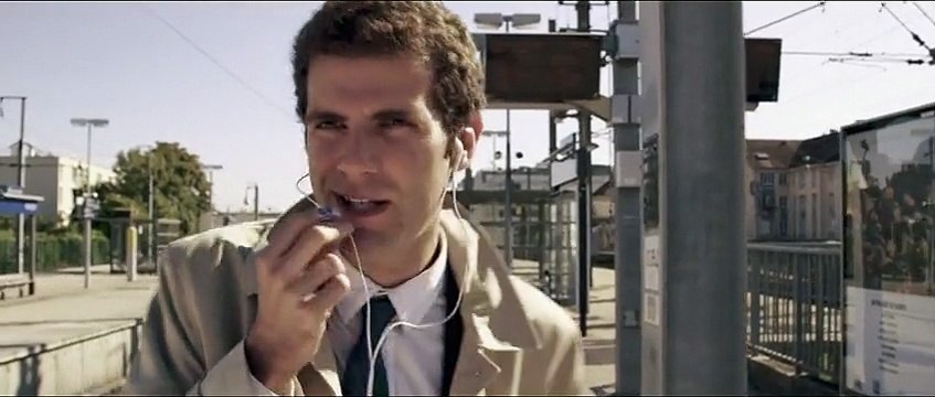 Je suis à l'heure : le court-métrage choc sur le viol et la non-assistance à personne en danger