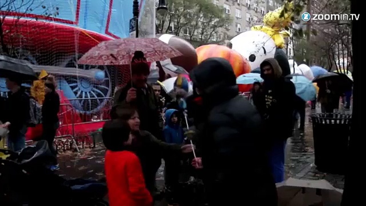 NY: Des ballons géants envahissent Central Park