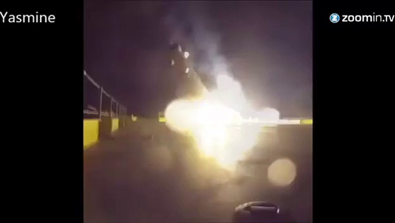 Une fusée s'écrase, tous les missiles sont détruits!