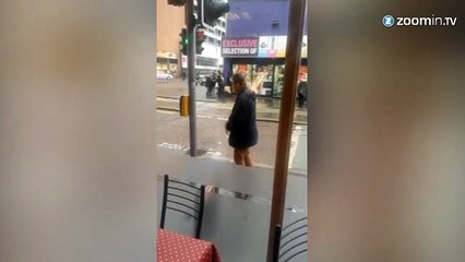 Haine et amour : l'homme qui parlait aux réverbères