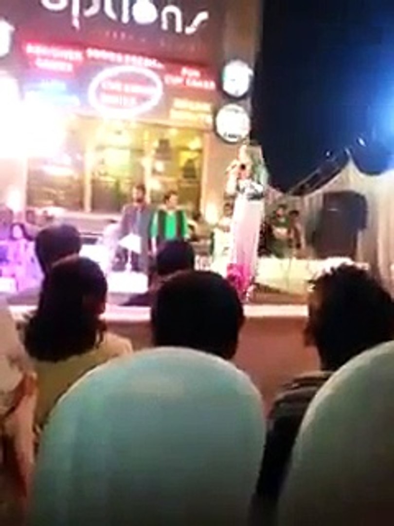 ⁣pakistani girl awesome voice aansa malik new songs 2015