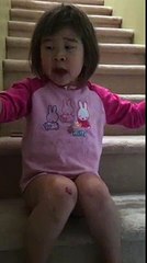 Mira cómo esta niña le pide a sus padres divorciados que "sean amigos"