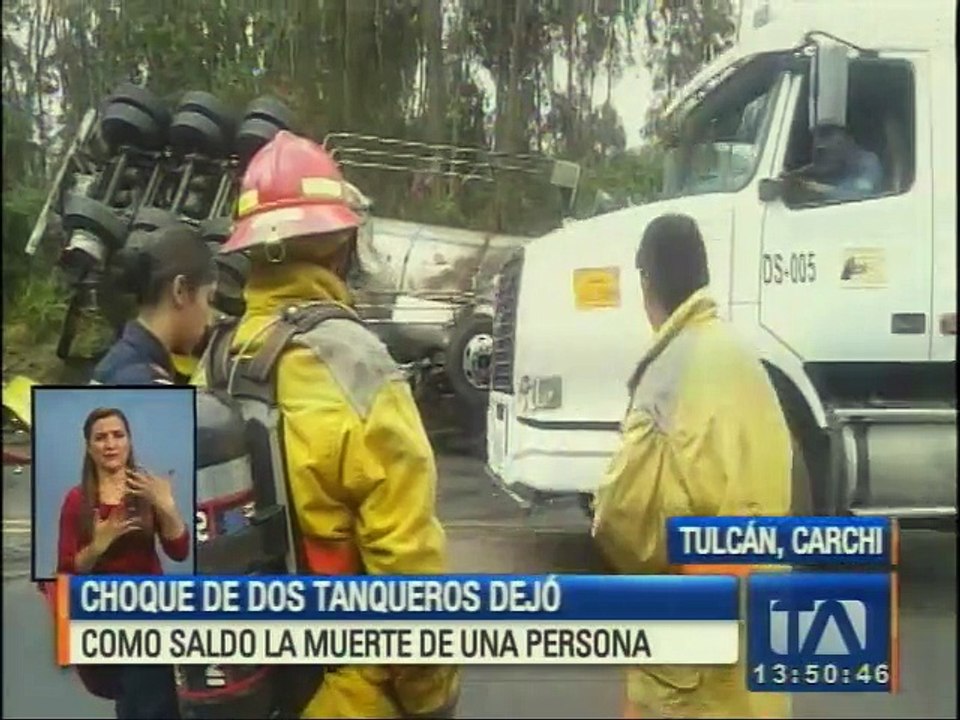 Choque de dos tanqueros dejó un muerto en Tulcán
