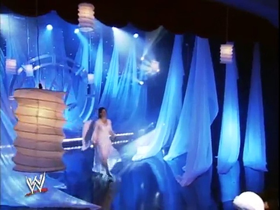 WWE Divas Undressed Molly Holly interrups the competition
