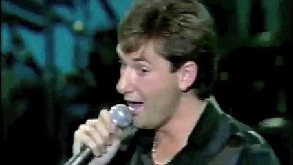 LiveLeak.com - Daniel O'Donnell Sings "Flick Your Bean" (Parody)