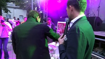 15 тыс. за гитару с автографами от GURU GRОOVE FOUNDATION