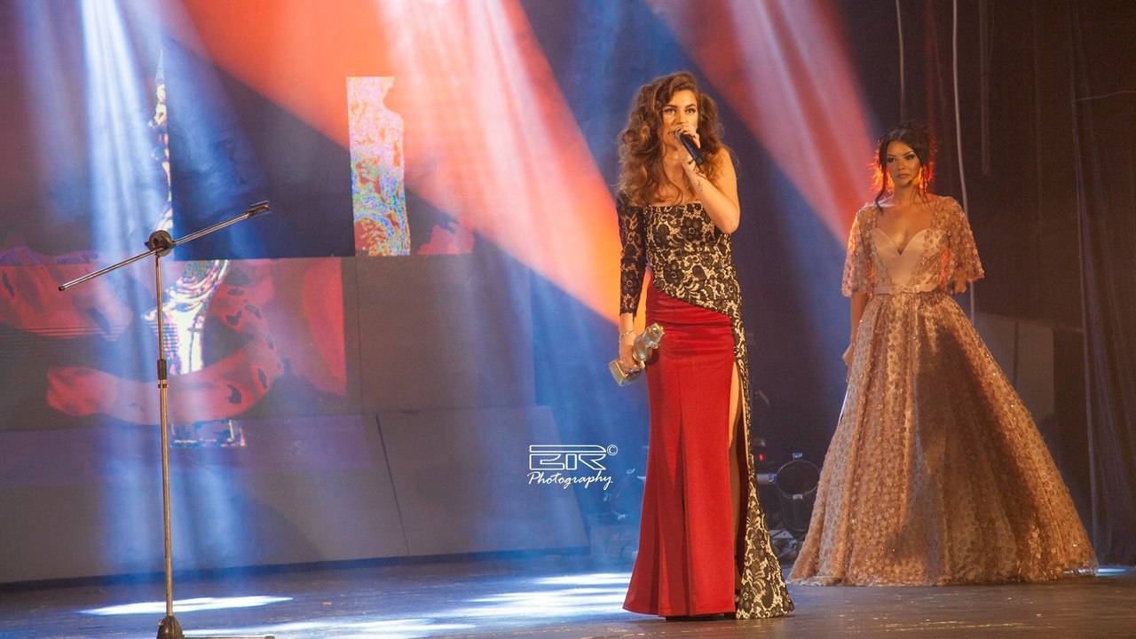 Best NEW ARTIST FEMALE - Elsa TJETER NUK KA - ZHURMA VIDEO MUSIC AWARDS 11