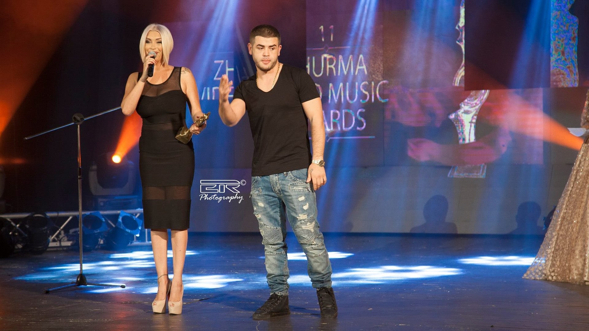 ⁣Best PERFORMANCE - Çiljeta ft Noizy GANGSTA LOVE - ZHURMA VIDEO MUSIC AWARDS 11