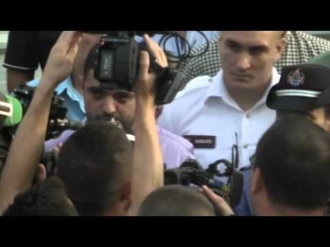 Pamje nga protesta, ish-të përndjekurit kerkojnë shembjen e bunkerit