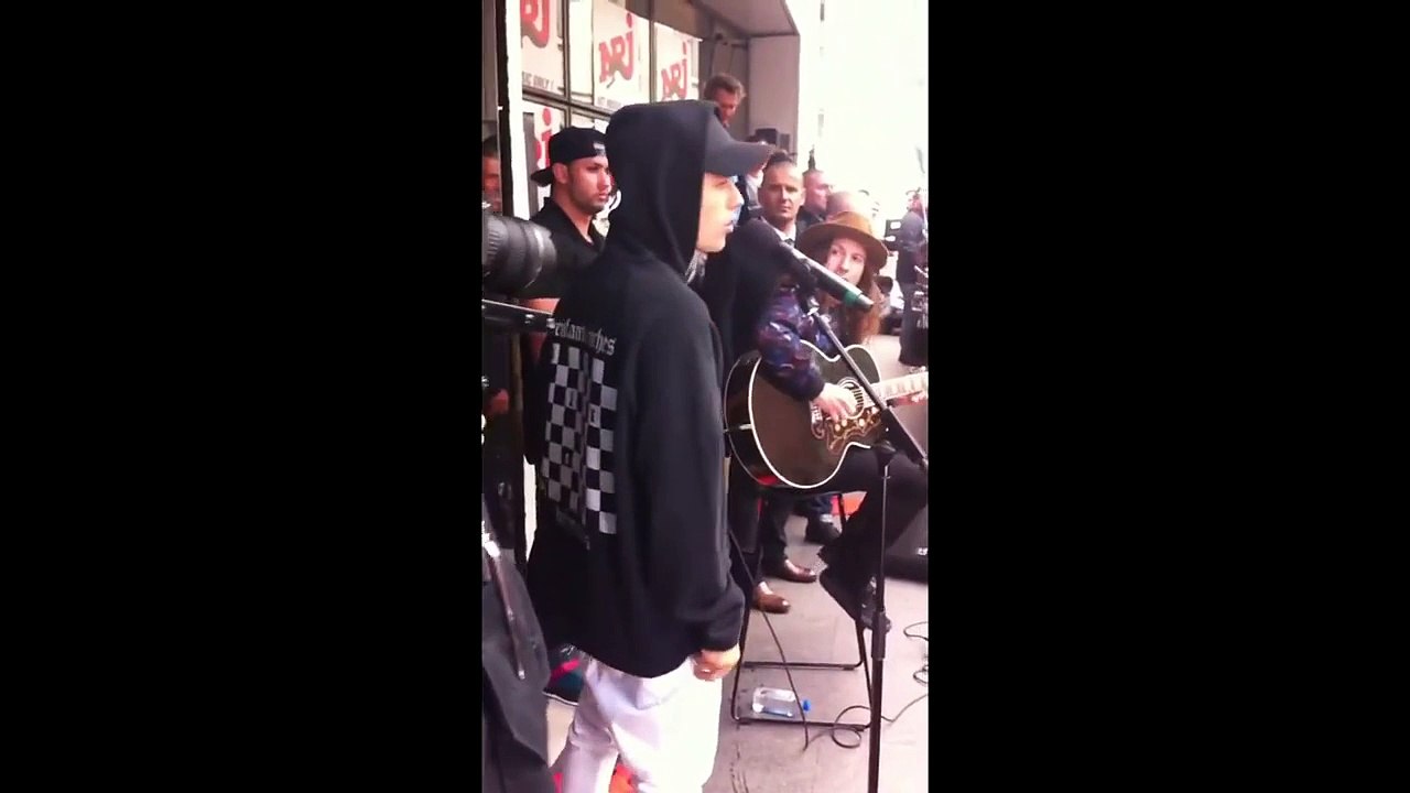 Justin Bieber singing What Do You Mean acoustically NRJ radio station Paris France September 16 2015