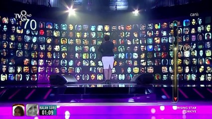 Ayakta alkışlanan performans