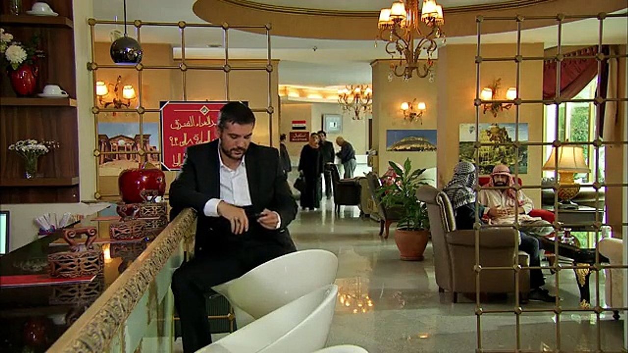 مسلسل زهرة القصر الجزء الثالث الحلقة 28 مدبلجة...