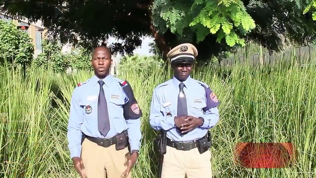 Toute l'Ambassade des Etats-Unis à Dakar vous souhaite une bonne fête de Tabaski et vous dit Dewenati