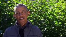 Bear Grylls prepares a salmon meal for president Obama