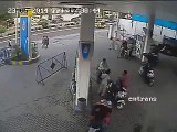 Fire Accident at Petrol Pump, While Filling the Bike Tanki