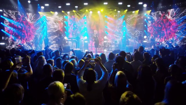 Steven Tyler and Hayden Panettiere (Juliette Barnes) Sing 'C