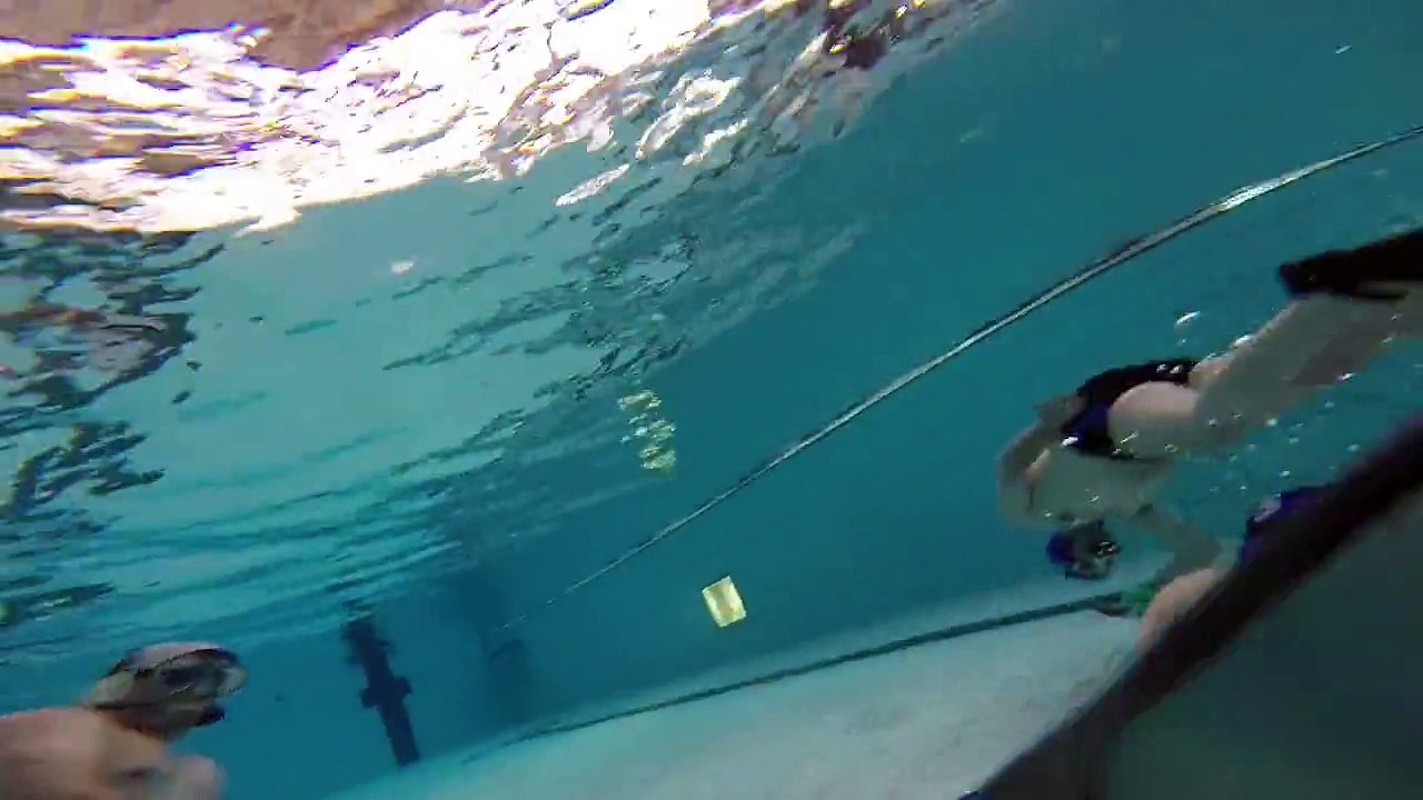 Match de hockey subaquatique