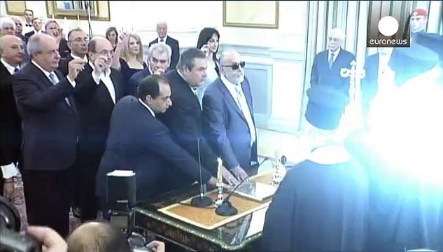 Греция: новое старое правительство приведено к присяге