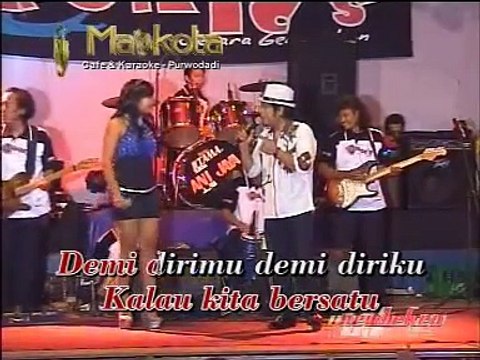 om tromic's DUA TAMBAH TIGA wiwik & wawan @ lagu dangdut