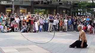 This is street performing at its best.