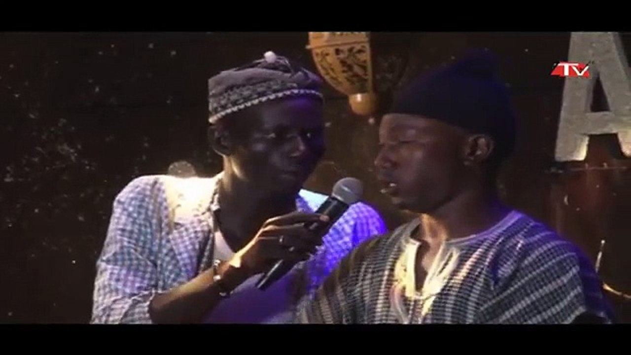 Aba interrompt la prestation des comédiens Combé et Maniouk pour insultes