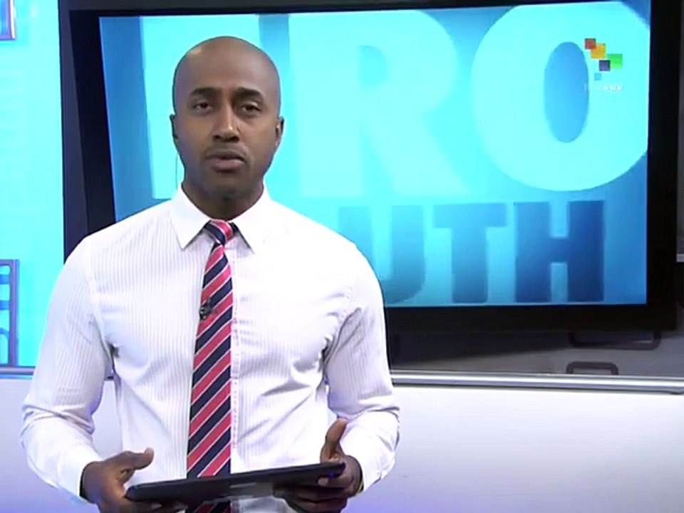 Mexico: Ayotzinapa Parents, Students Clash With Police in Guerrero