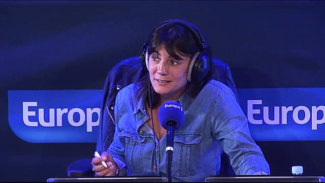 #PDLP : Estelle Denis remplace Cyril Hanouna et prête serment !