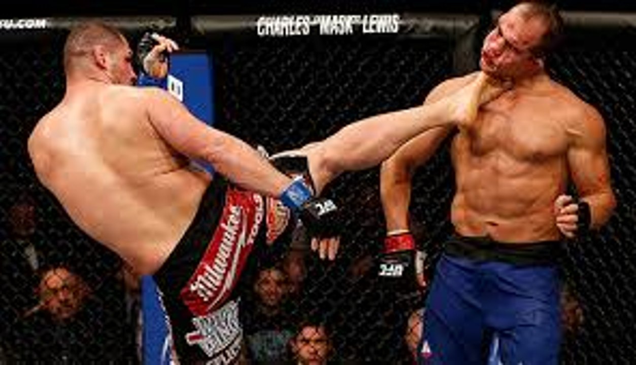 TOP 10 BRUTAL KNOCKOUTS 2 !!!!