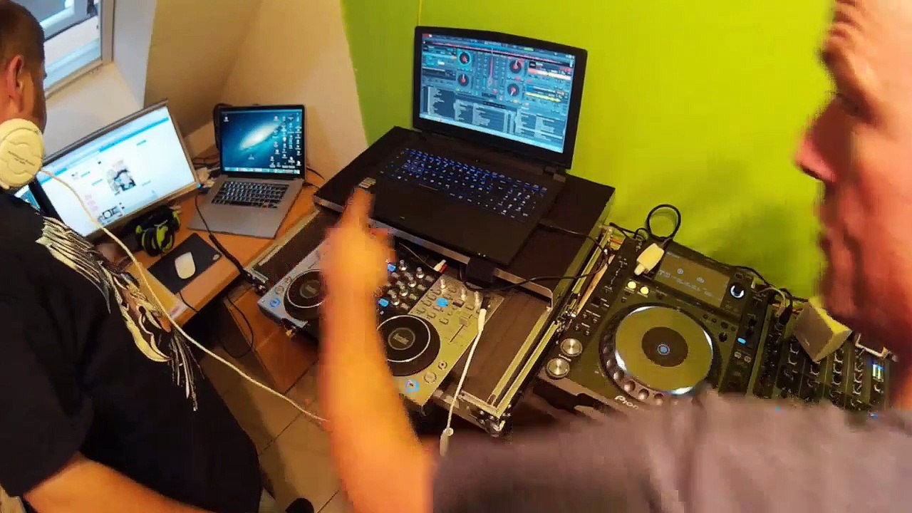 BaSSyntax Techno Live Event  (2015-09-23 17:31:05 - 2015-09-23 19:41:14)