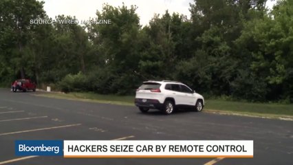 Scary: Hackers Take Over Moving Car