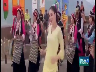 Pakistani director Shoaib Mansoor offers movie to Kareena Kapoor