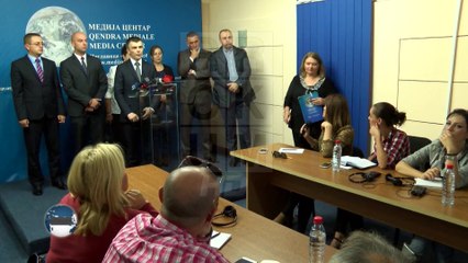 JABLLANOVIC NUK DORËHIQET NGA LISTA SERBE