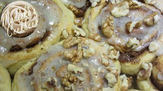 How to make yummy Cinnamon Roll with topping at home the right way!