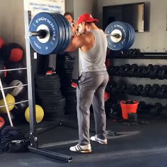 Front Squat BEAST MODE! - Fitness Motivation