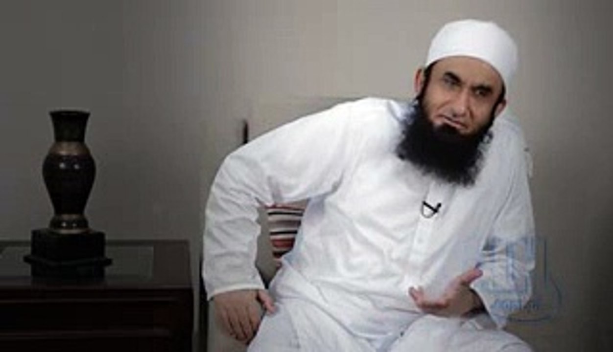 Islamic Videos: Maulana Tariq Jameel Saying About Those Who Buy Bull in Rs.2 Million