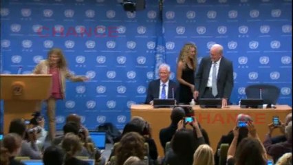 Shakira pide un mayor compromiso con la infancia