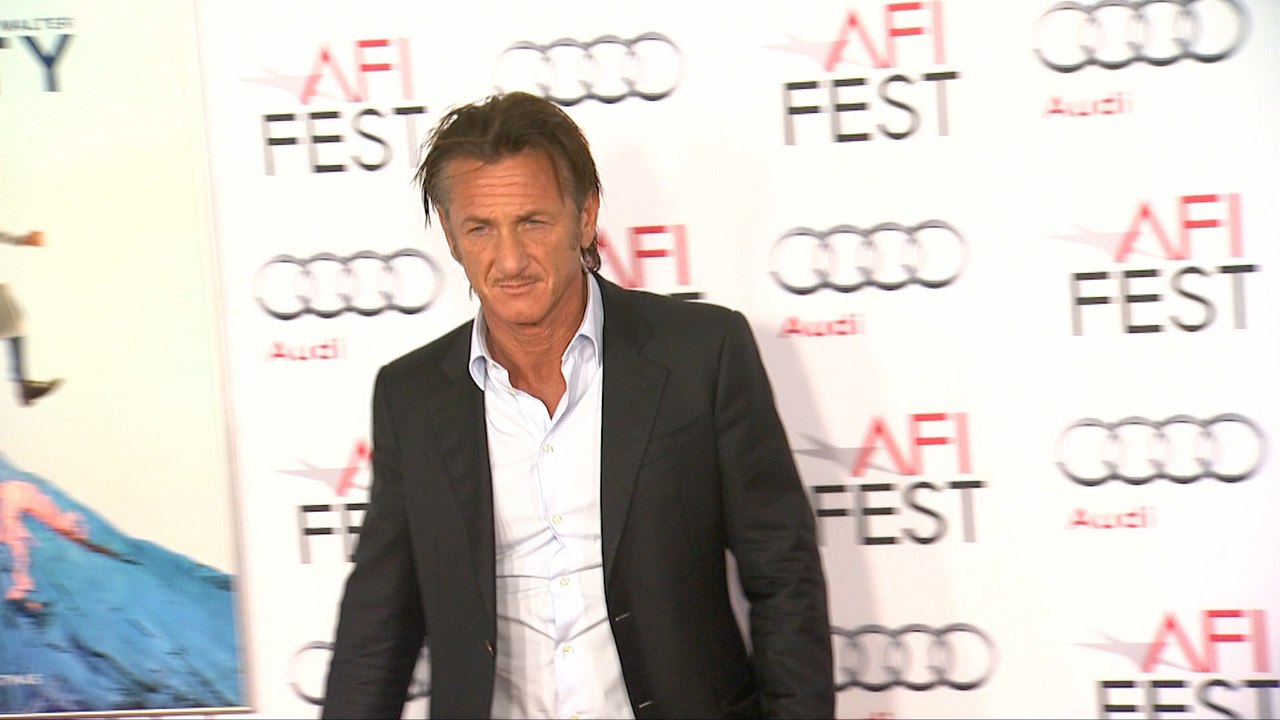 Sean Penn Starts A Legal War And More in Celeb News