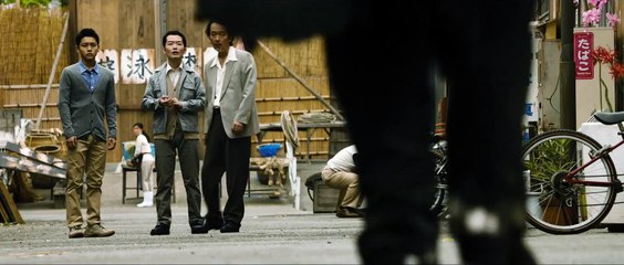 Yakuza Apocalypse Official Red Band Trailer (2015) -  Yayan Ruhian, Rirî Furankî