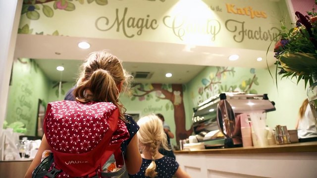 Une imprimante 3D fabrique des bonbons personnalisés