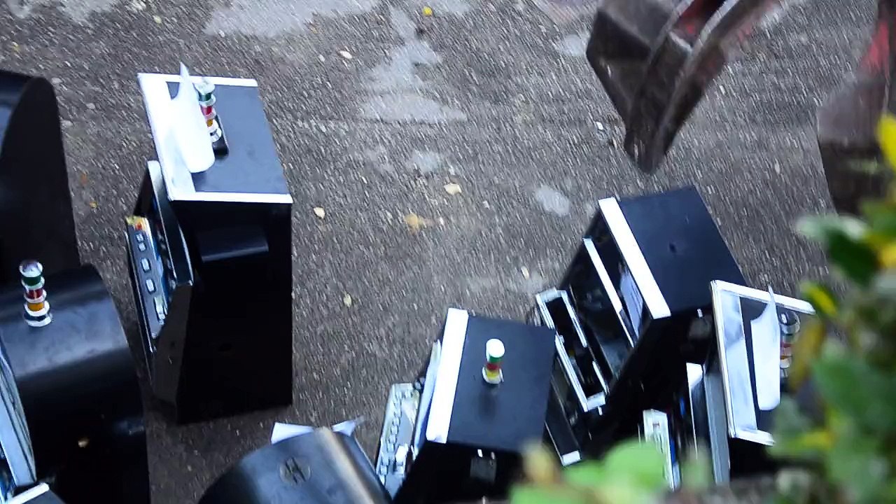 Annecy : destruction des machines à sous du casino l'Impérial