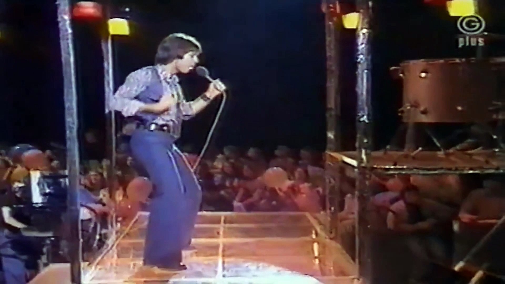 ⁣Cliff Richard - Let's Have A Party - Supersonic TV Show 1975