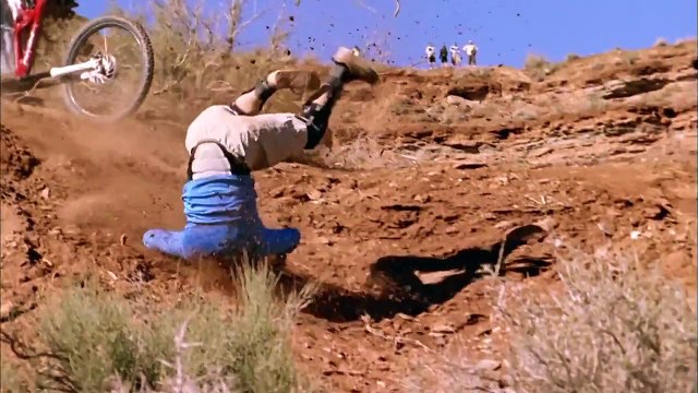 Compilation de 14 ans de chutes lors du Red Bull Rampage