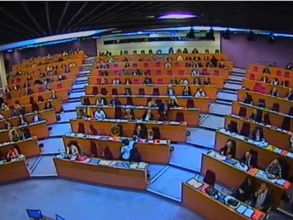 Conseil Régional 24.09.2015 : Plan régional d'urgence pour les réfugiés intervention de  Muriel Guenoux