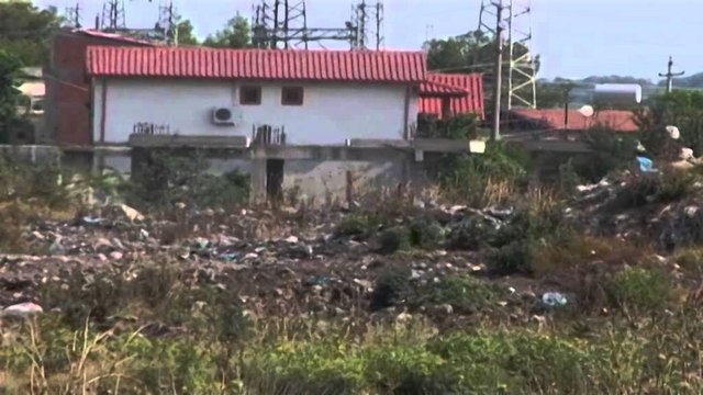 Vlora pushtohet nga mbetjet urbane. Dëm kolosal në kulmin e sezonit turistik