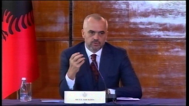 Mblidhet Këshilli Kombëtar i Ekonomisë. Rama: Do të ndëshkohet kush kërcënon biznesin