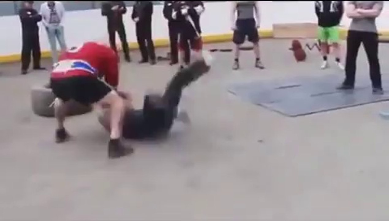 МУЖИК КРАСАВЧИК