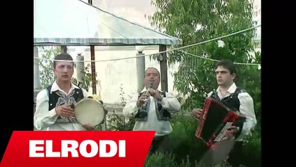 Altin Myftari - Mu ne mes te fshatit (Official Video HD)