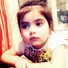 Küçük Kızın Komik Korkuşu