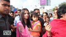 Aishwaryas cute daughter visits Siddhivinayak temple