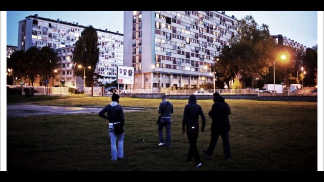 music rap de tif et westa (diferent)